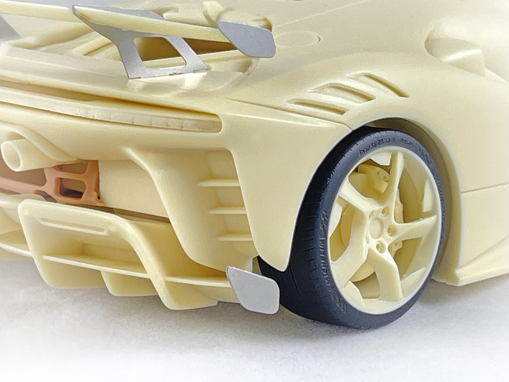 KITBOX-PZY - 1/24 FERRARI SF90XX STRADALE