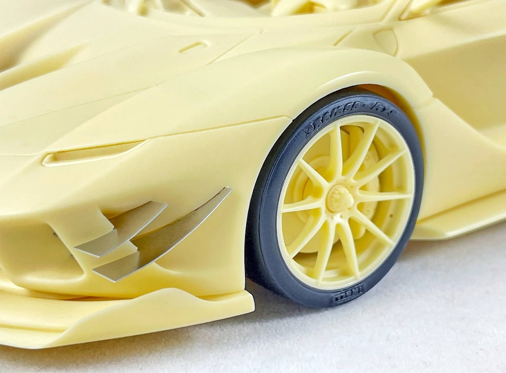 KITBOX-PZY - 1/24 FERRARI FXX-K Evo